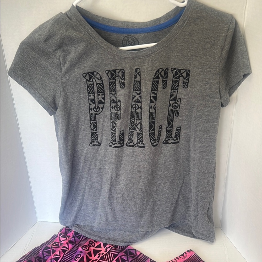 Authentic American Heritage Size 16 Girls Peace Shirt And Leggings